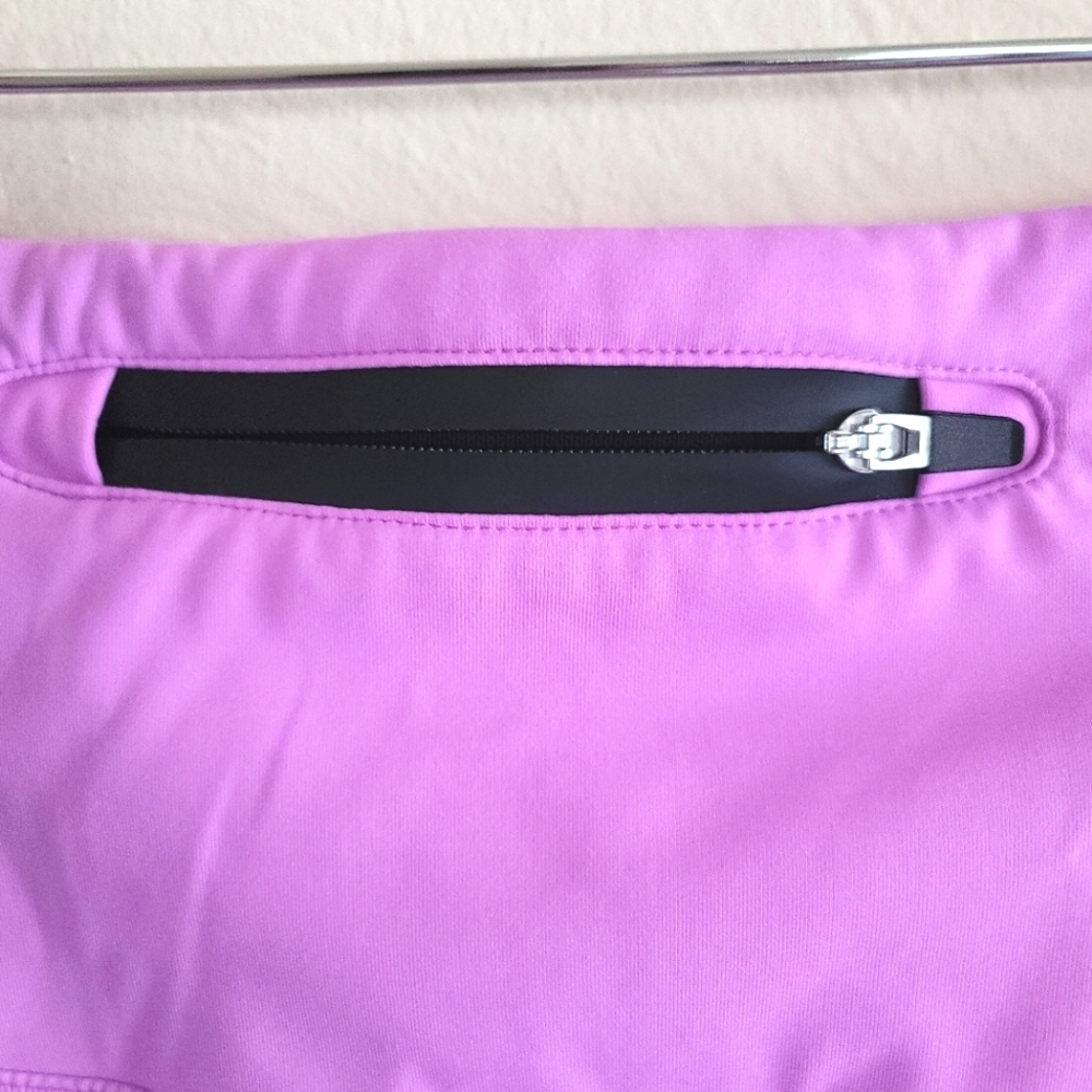 ALL ACCESS- Ultra High Rise Utility Pocket Legging in Future & Black. Size XS‎ - Picture 8 of 11